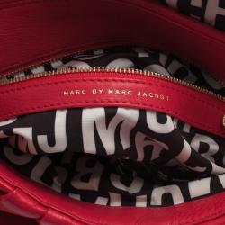 مملوكة مسبقًا Marc by Marc Jacobs Pink Leather Little Ukita