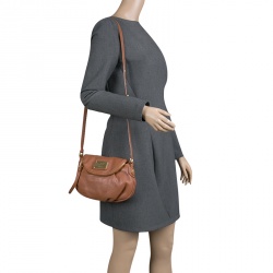 مملوكة مسبقًا حقيبة كروس مارك باي مارك جاكوبس كلاسيك كيو ناتاشا جلد بني