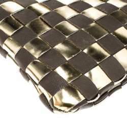 Pre Owned حقيبة كلتش مارك باي مارك جاكوبس حمالة معصم جلد كاروهات ذهبية/ بنية