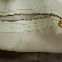 مملوكة مسبقًا Marc by Marc Jacobs White Classic Q Hillier Hobo
