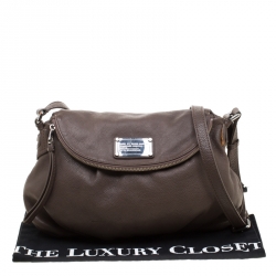 Pre Owned حقيبة كروس مارك باي مارك جاكوبس كلاسيك كيو ناتاشا جلد بيج داكن