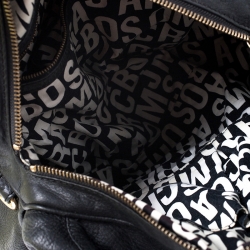 Pre Owned حقيبة مارك باي مارك جاكوبس Q بيبي غروفي جلد سوداء