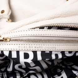 Pre Owned حقيبة مارك باي مارك جاكوبس كلاسيك كيو بيبي غروف جلد كريميه