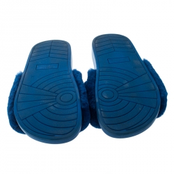 مملوكة مسبقًا حذاء سلايدز مارك باي مارك جاكوبس فلات نقطة فرو أرنب أزرق مقاس 36