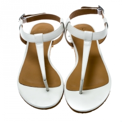 مملوكة مسبقًا Marc by Marc Jacobs White Leather Avrum Studded Thong Sandals Size 36