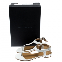 مملوكة مسبقًا Marc by Marc Jacobs White Leather Avrum Studded Thong Sandals Size 36