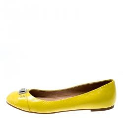 Pre Owned Marc by Marc Jacobs Yellow Patent Leather Logo Ballet Flats Size 37