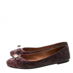 مملوكة مسبقًا حذاء فلات باليه مارك باي مارك جاكوبس شعار توكسيدو جلد نقش سحلية عنابي مقاس 38.5