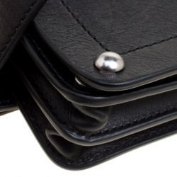 Pre Owned Marc Jacobs Black Leather Quintana Domed Stud Cris Belt Bag