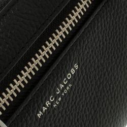 Pre Owned Marc Jacobs Black Leather Gotham Zip Around Wallet