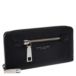 Marc Jacobs Black Leather Gotham Zip Around Wallet