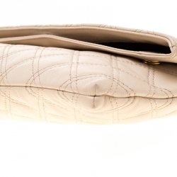Pre Owned Marc Jacobs Beige Quilted Leather Eugenie Clutch
