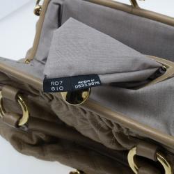 Pre Owned Marc Jacobs Beige Quilted Leather Stam Bag