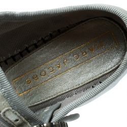 Pre Owned Marc Jacobs Metallic Silver Leather Suzi Crystal Embellished Brooch Mary Jane Espadrille Platforms Size 36