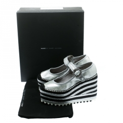 Pre Owned Marc Jacobs Metallic Silver Leather Suzi Crystal Embellished Brooch Mary Jane Espadrille Platforms Size 36