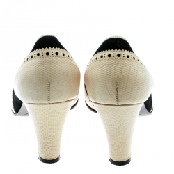 Pre Owned Marc Jacobs Black/White Leather Brogue Bow Detail Pumps Size 39