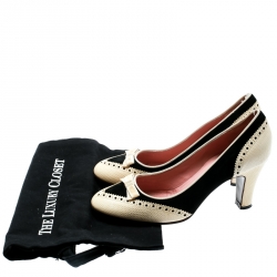Pre Owned Marc Jacobs Black/White Leather Brogue Bow Detail Pumps Size 39