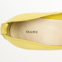 Pre Owned Marc Jacobs Yellow Cap Toe Bow Pumps Size 39.5