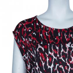 مملوكة مسبقًا فستان أم سي كيو باي أليكساندر مكوين نقشة الفهد أحمر وأسود بلا أكمام L