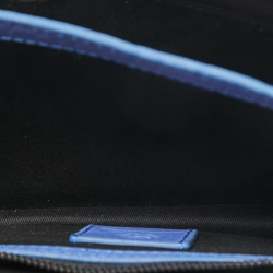 Pre Owned McQ by Alexander McQueen Blue Pebbled Leather Simple Fold Shoulder Bag