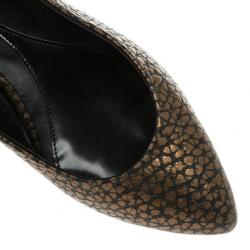 مملوكة مسبقًا McQ by Alexander McQueen Bronze Embossed Ballet Flats Size 37