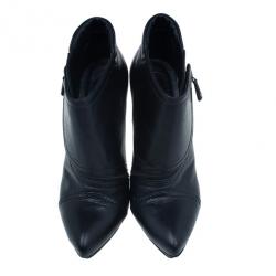 Pre Owned McQ by Alexander McQueen Black Leather Ankle Boots Size 38
