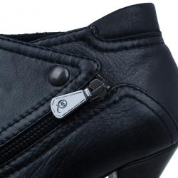 Pre Owned McQ by Alexander McQueen Black Leather Ankle Boots Size 38