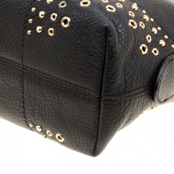 مملوكة مسبقًا حقيبة كتف مايكل كورس سلسلة مرصعة متوسطة جلد سوداء