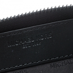 Pre Owned محفظة مايكل كورس كانفاس أسود مقوى بالشعار سحاب محيط