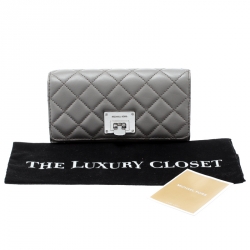 Pre Owned Micheal Kors Grey Quilted Leather Astrid Wallet