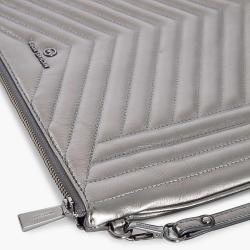 Pre Owned Michael Kors Grey Quilted Leather Jet Set Extra-Large Pouch