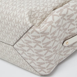 مملوكة مسبقًا Michael Kors Cream Signature Coated Canvas and Leather Freya Tote