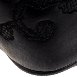 Pre Owned حقيبة كتف مايكل كورس سلوين جلد دانتيل مزخرفة سوداء