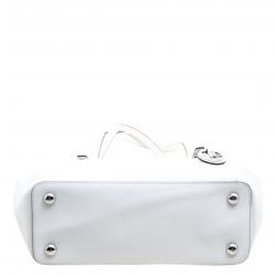 مملوكة مسبقًا Michael Kors White Saffiano Leather Top Zip Jet Set Tote