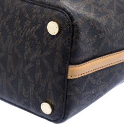 Pre Owned Michael Kors Brown Coated Canvas Medium Greenwich Bucket Bag