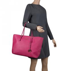 Pre Owned Michael Kors Fuschia Leather Jetset Tote