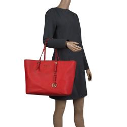 Pre Owned Michael Kors Red Saffiano Leather Jetset Tote