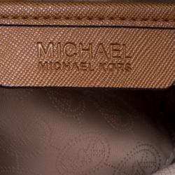 مملوكة مسبقًا حقيبة يد مايكل كورس جلد بنية