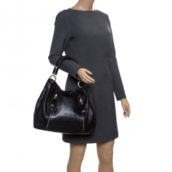 Pre Owned  Michael Kors Black Leather Twisted Handle Hobo