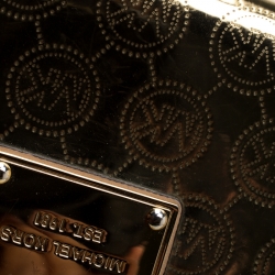 مملوكة مسبقًا Michael Kors Gold Patent Leather Jet Set Zip Around Wallet