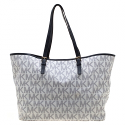 Pre Owned Michael Kors White/Blue Signature Coated Canvas Jet Set Tote