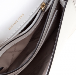 مملوكة مسبقًا حقيبة كتف مايكل مايكل كورس سلسلة موت باترفلاي جلد بيضاء