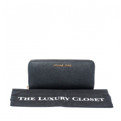 Pre Owned محفظة مايكل كورس سحاب ملتف جلد سوداء