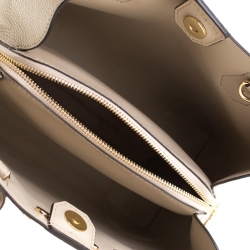 مملوكة مسبقًا حقيبة مايكل كورس مارسر جلد زهور بيج