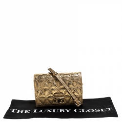 Pre Owned حقيبة كروس مايكل كورس جلد ذهبي ميتاليك مبطن