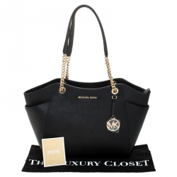 Pre Owned حقيبة كتف مايكل كورس سلسلة ترافيل جيت سيت جلد سوداء