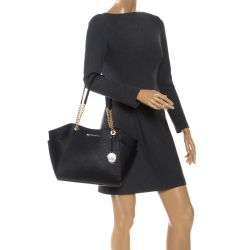 Pre Owned حقيبة كتف مايكل كورس سلسلة ترافيل جيت سيت جلد سوداء