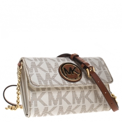 مملوكة مسبقًا حقيبة كروس مايكل كورس فولتون كانفاس أبيض بالشعار