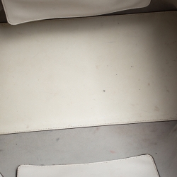 Pre Owned حقيبة يد مايكل كورس ترافل جت ست جلد كريمية