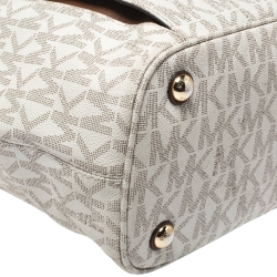 Pre Owned حقيبة مايكل مايكل كورس جيت سيت كانفاس مقوى بالشعار أوف وايت بجيب بكبسون